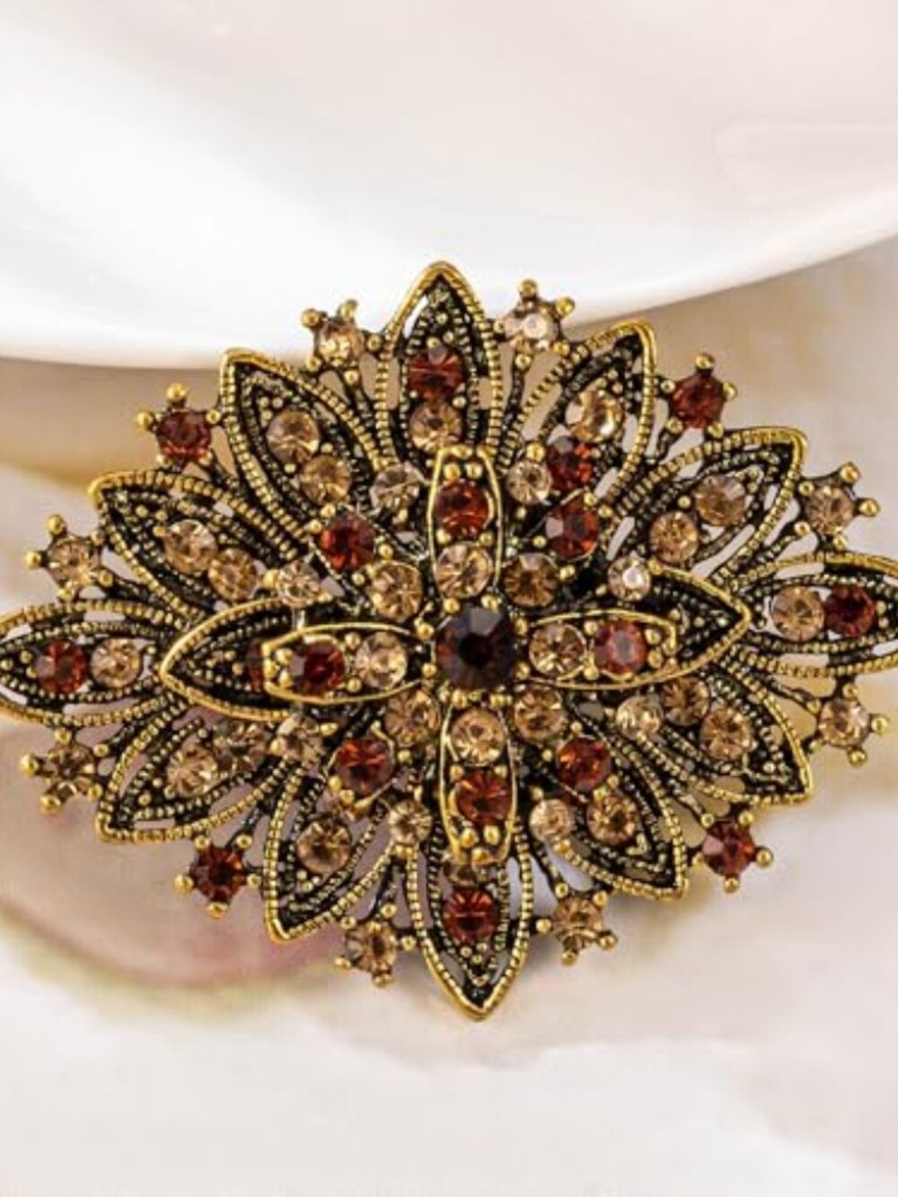 New - Vintage Art Deco Crystal Rhinestone Brooch Pin for Women